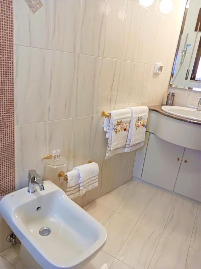 47, Vittorio Veneto Hotel Locorotondo Ngoại thất bức ảnh
